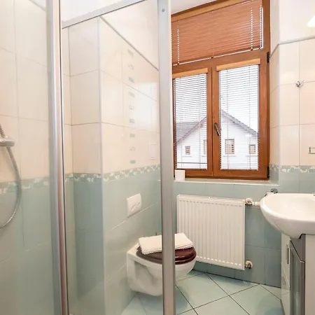Adelka Guest house 3*