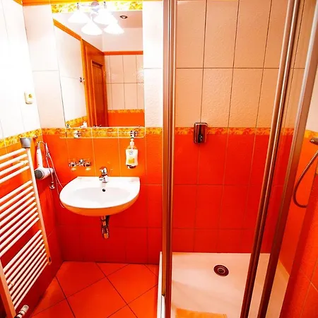 Adelka Guest house
